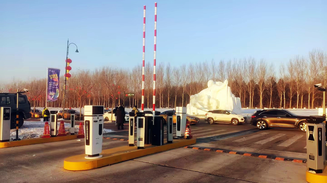“爾濱”強勢出圈，科拓智慧停車助力多個景區(qū)迎接“八方來客”